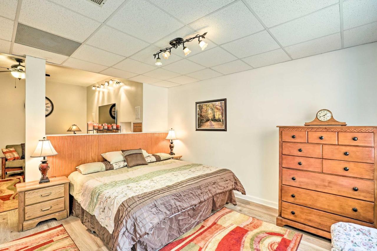 Asheville Mountain Getaway With Patio And Koi Pond! Ngoại thất bức ảnh