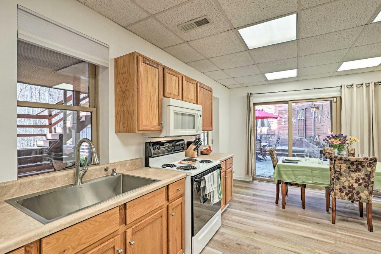 Asheville Mountain Getaway With Patio And Koi Pond! Ngoại thất bức ảnh