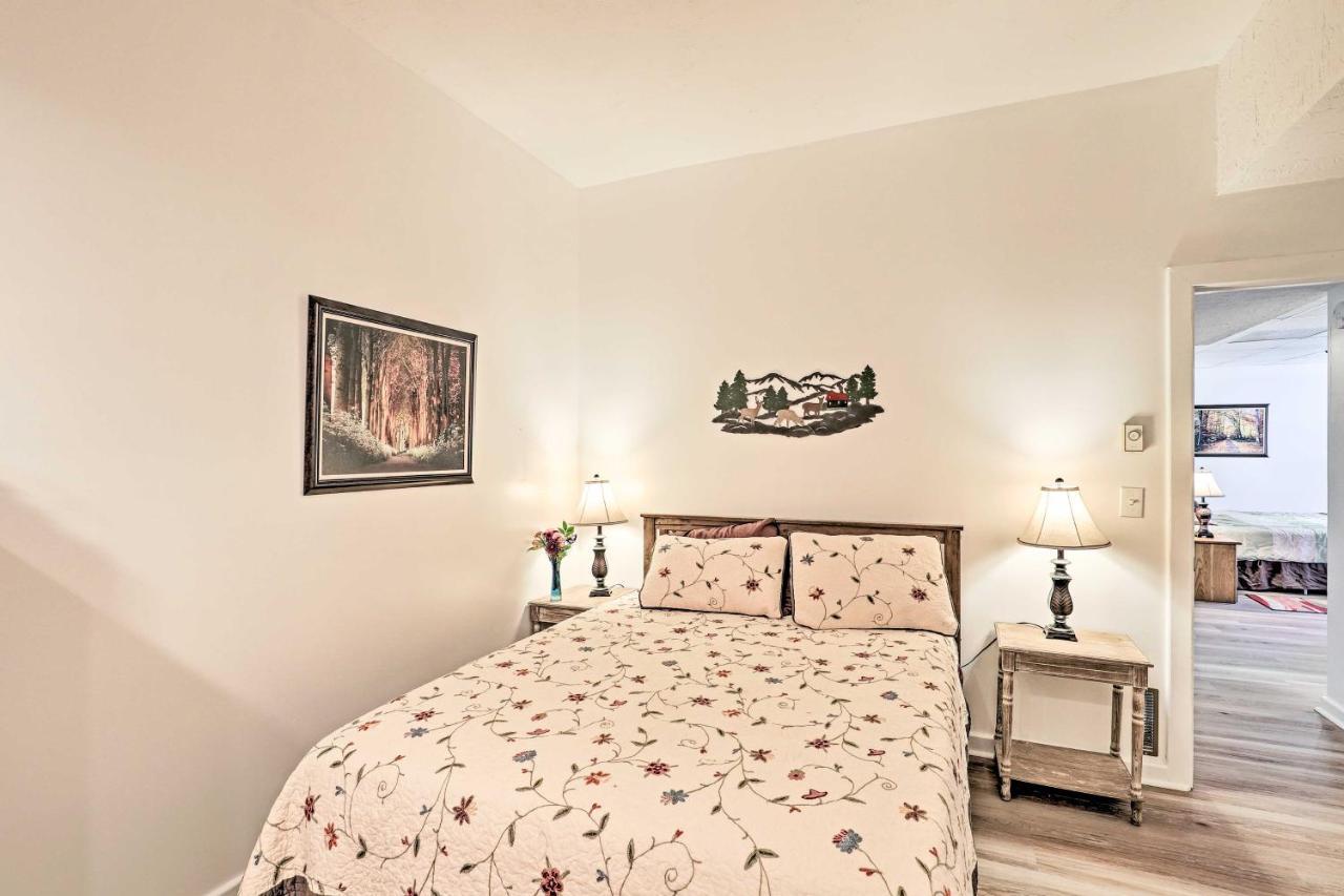 Asheville Mountain Getaway With Patio And Koi Pond! Ngoại thất bức ảnh