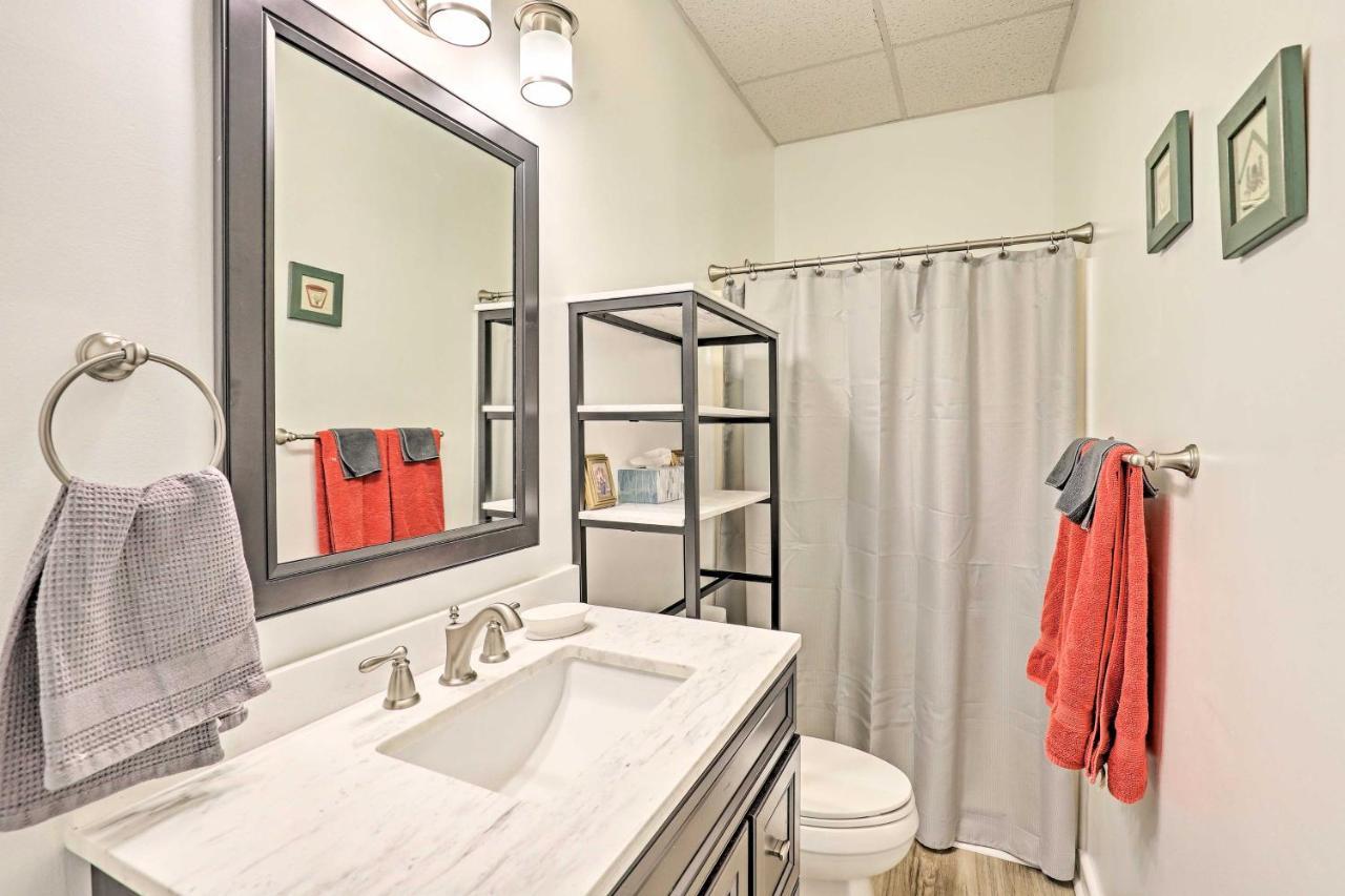 Asheville Mountain Getaway With Patio And Koi Pond! Ngoại thất bức ảnh