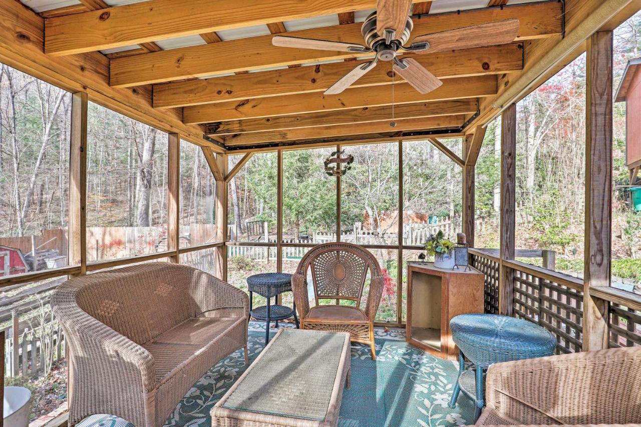 Asheville Mountain Getaway With Patio And Koi Pond! Ngoại thất bức ảnh