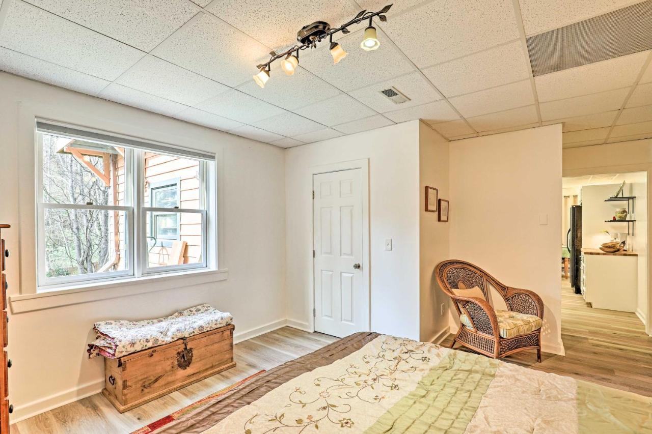Asheville Mountain Getaway With Patio And Koi Pond! Ngoại thất bức ảnh
